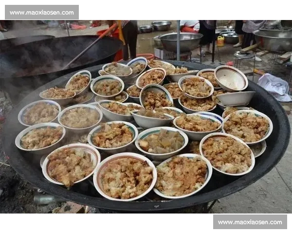 铁岭搂大席:盛满乡情的 “连吃带拿”,明年还要这口热乎! 铁岭搂大席:盛满乡情的 “连吃带拿”,明年还要这口热乎!