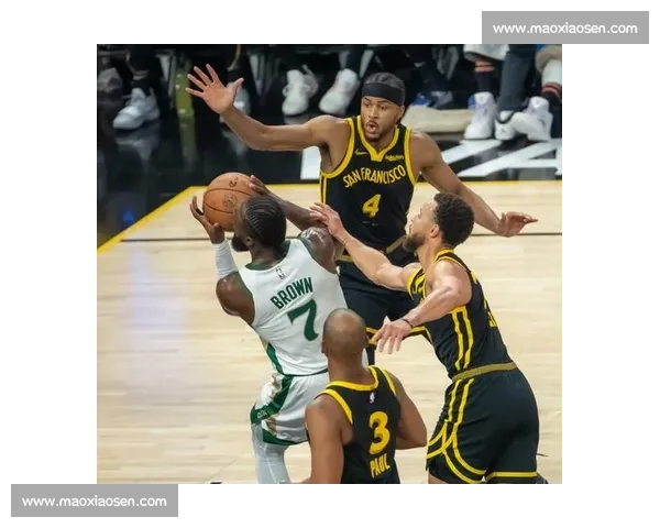 勇士vs凯尔特人高清巅峰对决全场回放精彩瞬间解析深度战术复盘