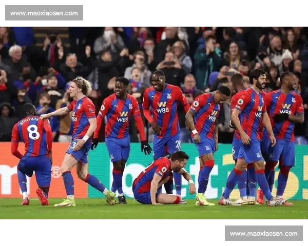 北伦敦德比外的较量热刺迎战铁锤帮争夺英超榜位关键三分之战